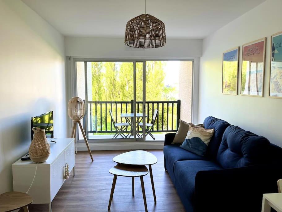 Le Garden - Studio Refait A Neuf Proche Mer Et Commerces Lejlighed Cabourg Eksteriør billede